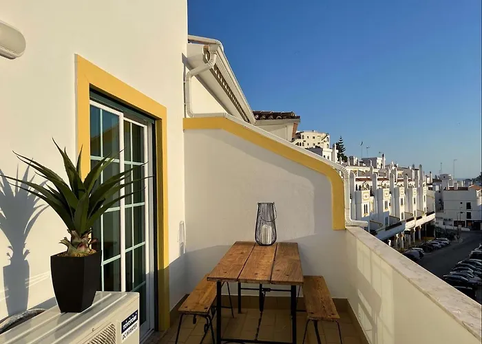 Apartment Colina *